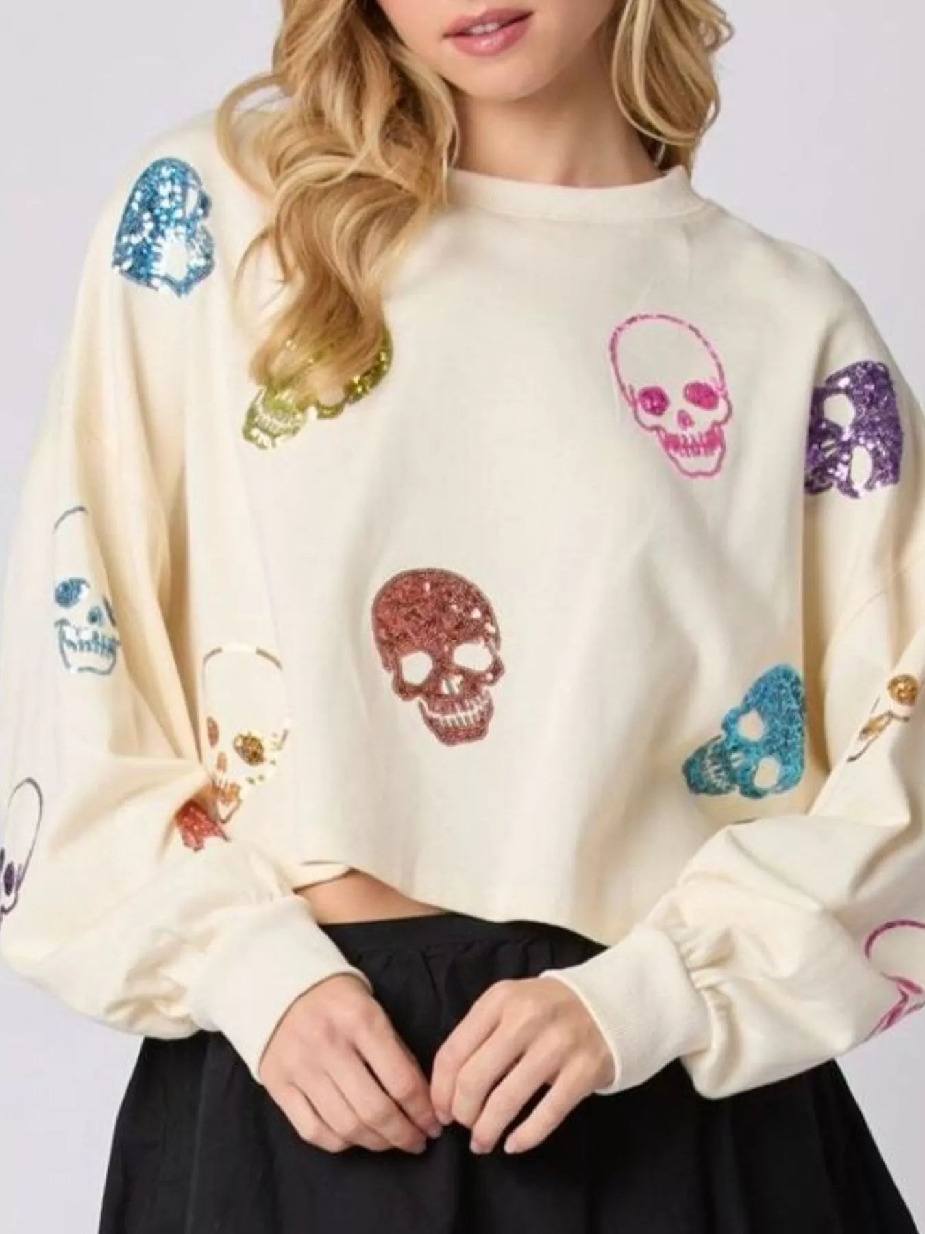 Sequin Skull Long Sleeve Sweatshirt – Edgy Casual Halloween Style