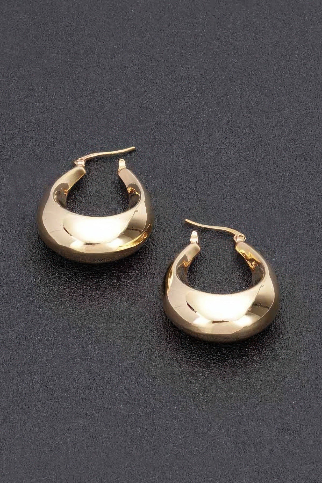 Dreamkue Metal Vintage Hoop Earring