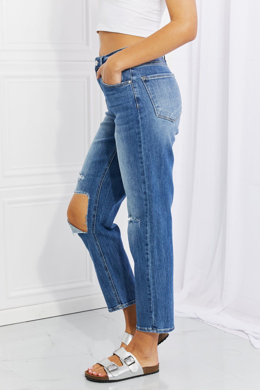 Risen Emily High Rise Relaxed Distressed Cropped Jeans