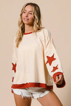Oversized Cream Sweatshirt with Red Star Graphics – Casual Streetwear