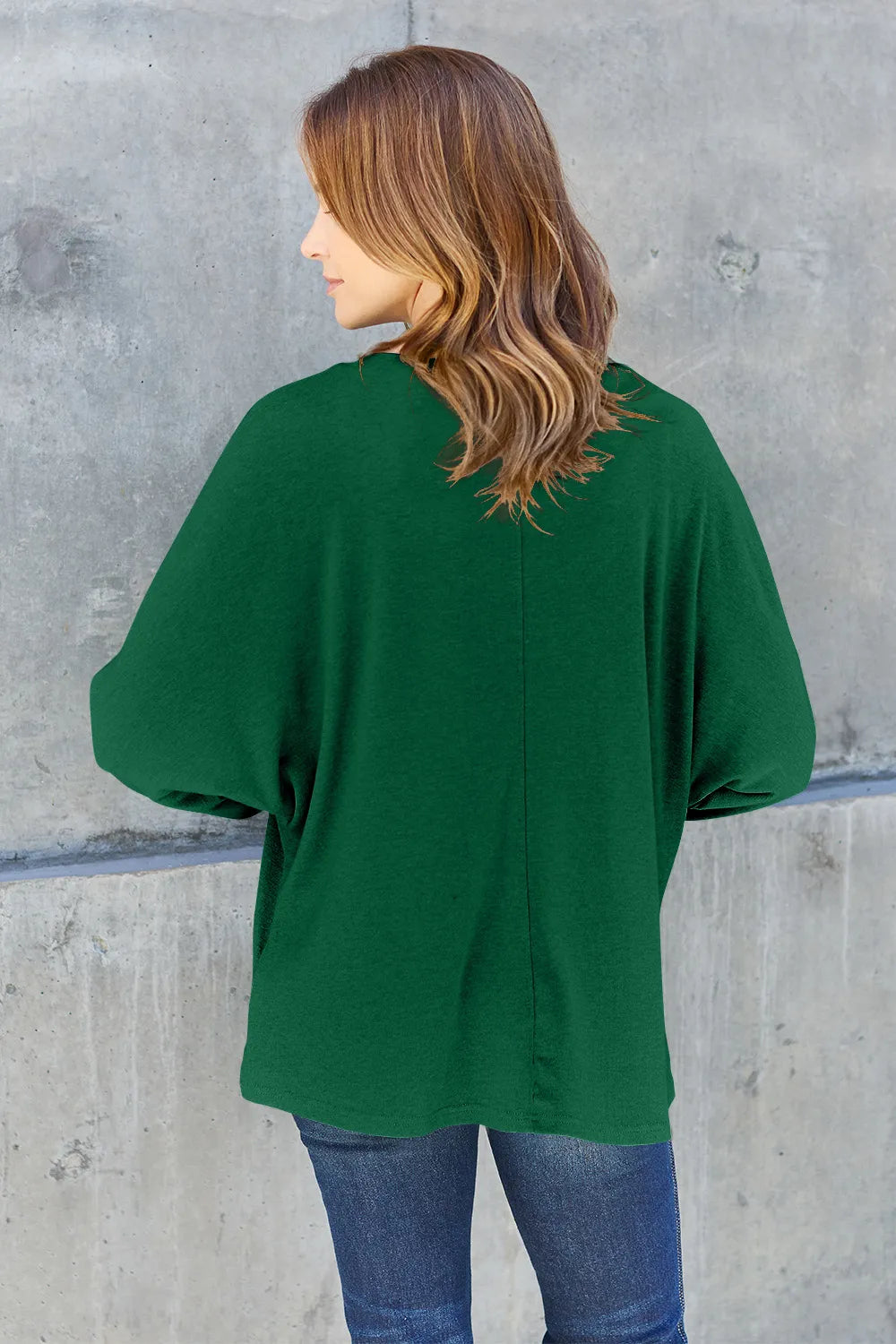 Classic Round Neck Long Sleeve T-Shirt – Everyday Essential