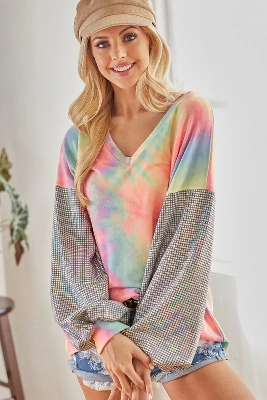 V-Neck Tie-Dye French Terry Top with Shimmer – Trendy & Cozy