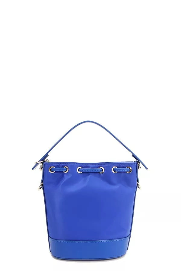 Red Bucket Crossbody Bag with Patches – Playful Street-Style Purse
