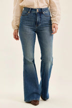 High-waist flare jeans in medium blue wash, 5-pocket design, button closure, belt loops