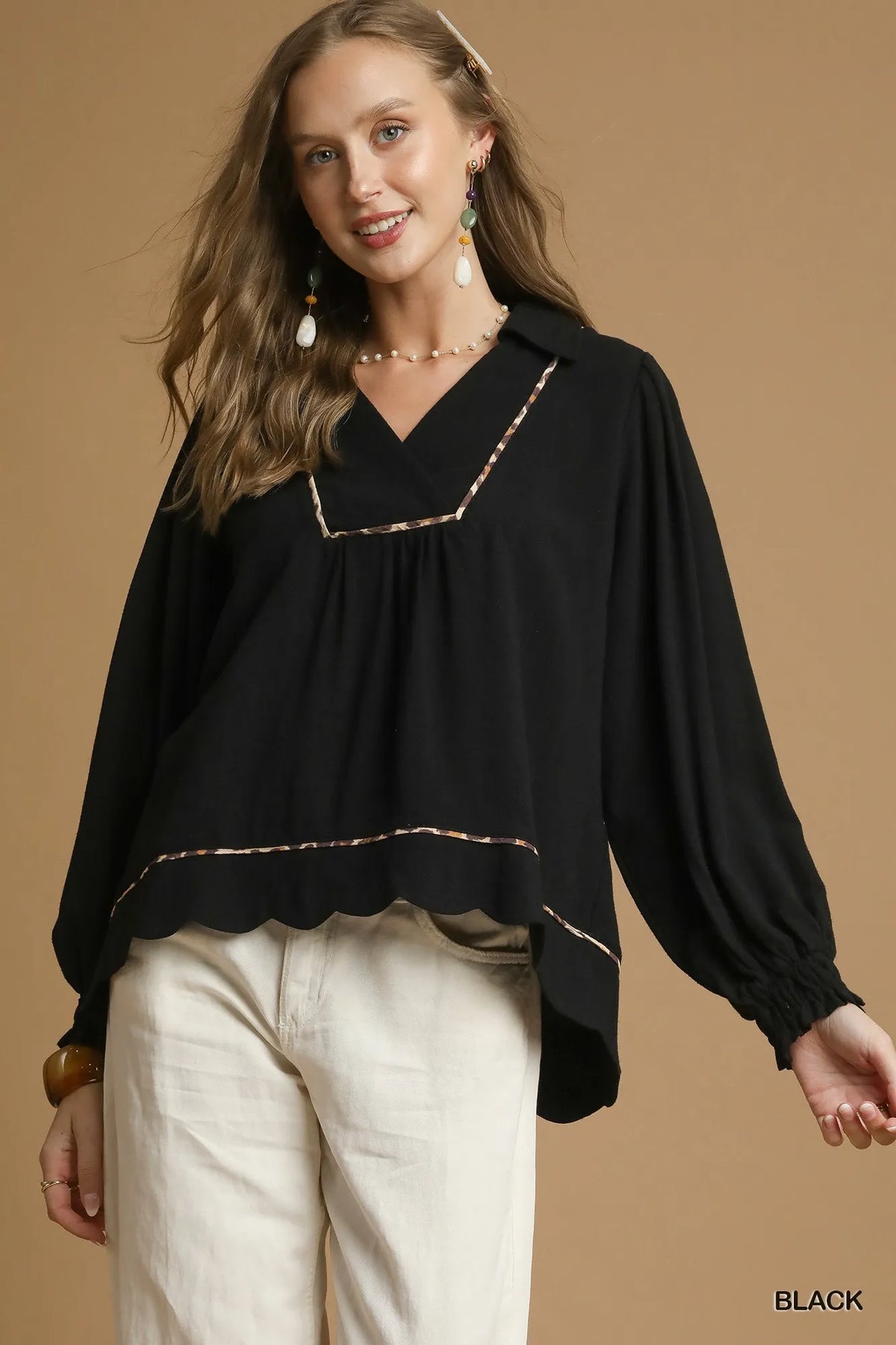 Linen Scallop Hem Blouse with Contrast Trim | Chic Women’s Casual Top