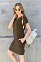 Round Neck Short Sleeve Dress – Comfy, Flattering & With Pockets