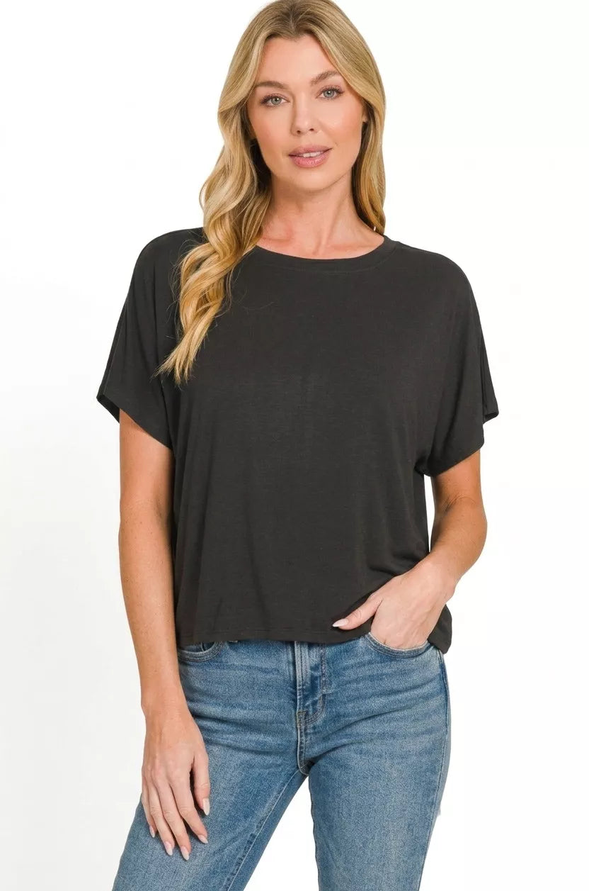 Black cropped round-neck short-sleeve tee, relaxed fit