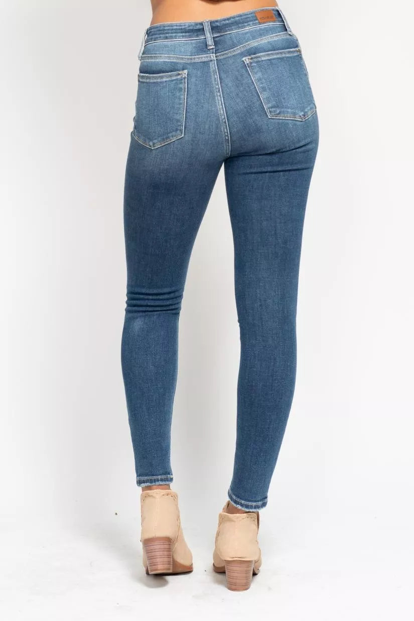 Judy Blue High Rise Button Fly Skinny Jeans – Flattering Trendy Fit