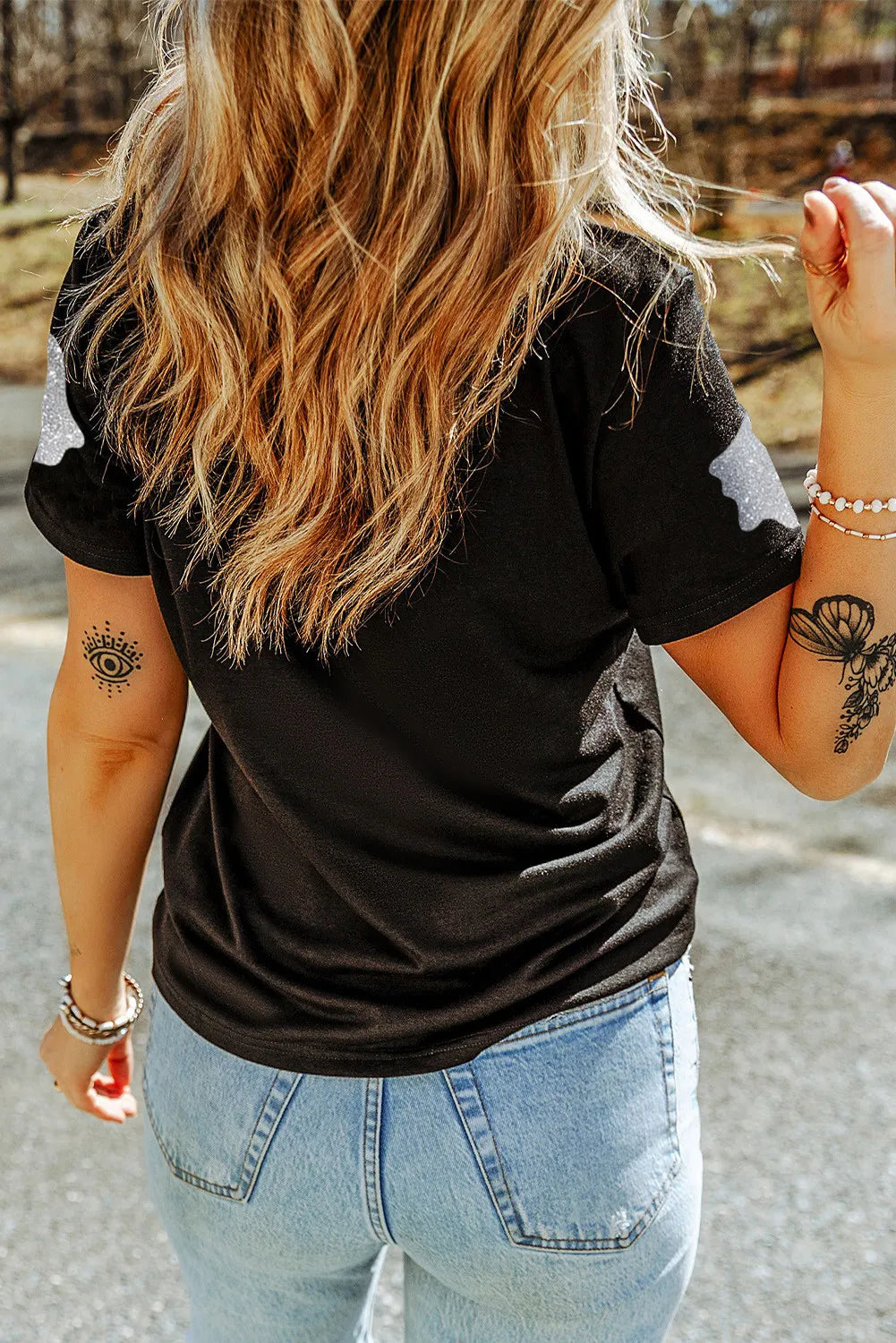 Glitter Ghost Round Neck Short Sleeve T-Shirt – Fun Halloween Top