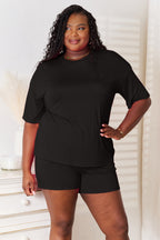 Stretchy Half-Sleeve Top & Shorts Set – Comfy, Flattering & Versatile