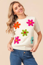 Embroidered Daisy Pullover Sweater – Cheerful, Soft & Feminine