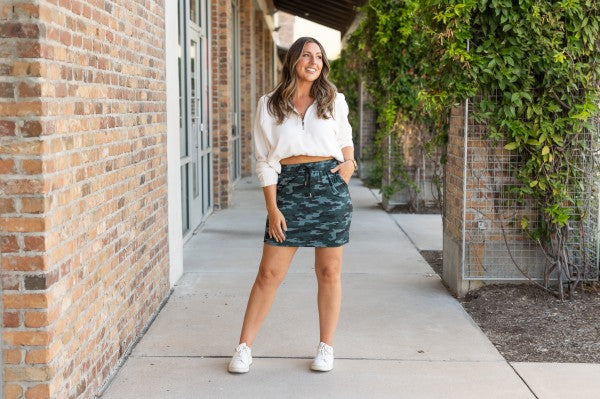 The Kai Camo Jogger Skirt – Casual Comfort with Trendy Camo Style