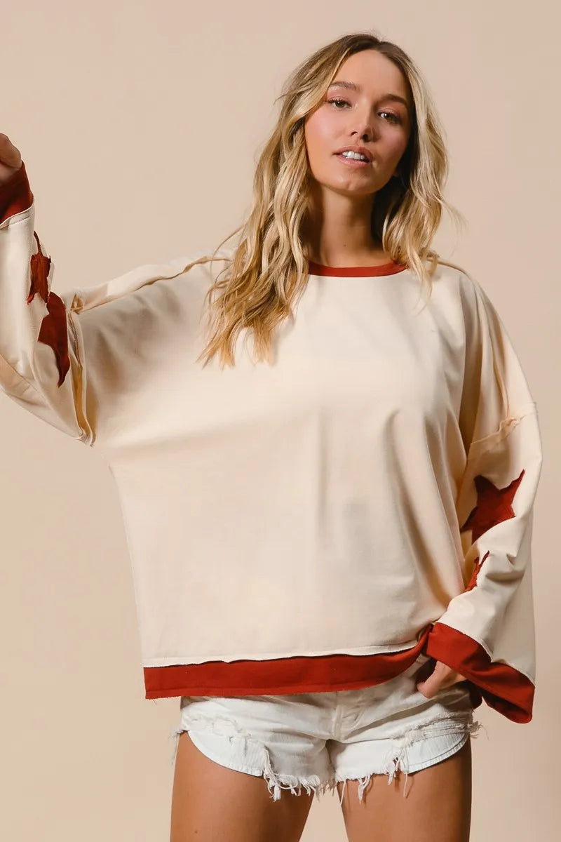 Oversized Cream Sweatshirt with Red Star Graphics – Casual Streetwear