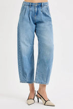Mid Waist Wide Leg Pleated Jeans – Light Blue Vintage Crop Denim