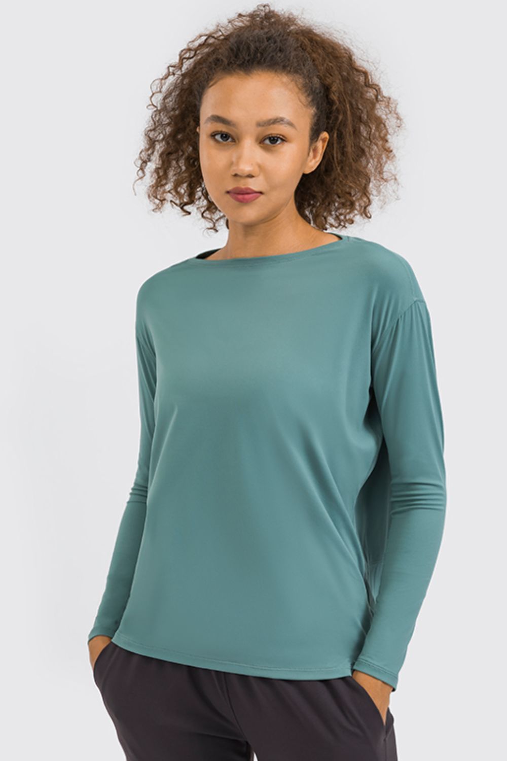 Supersoft Pullover – Relaxed Layering Sweatshirt for Post-Workout - Millennia