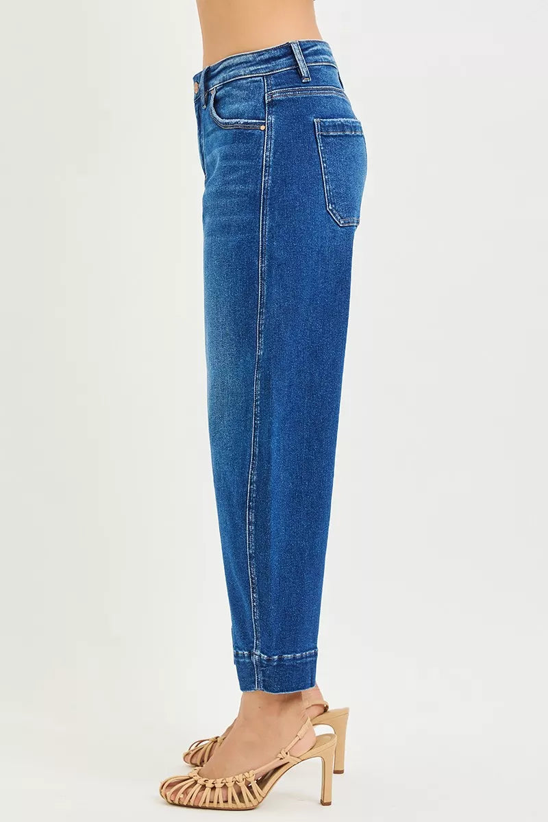 Plus size crop barrel jeans, side view, mid rise waist, five-pocket design, cuffed hem