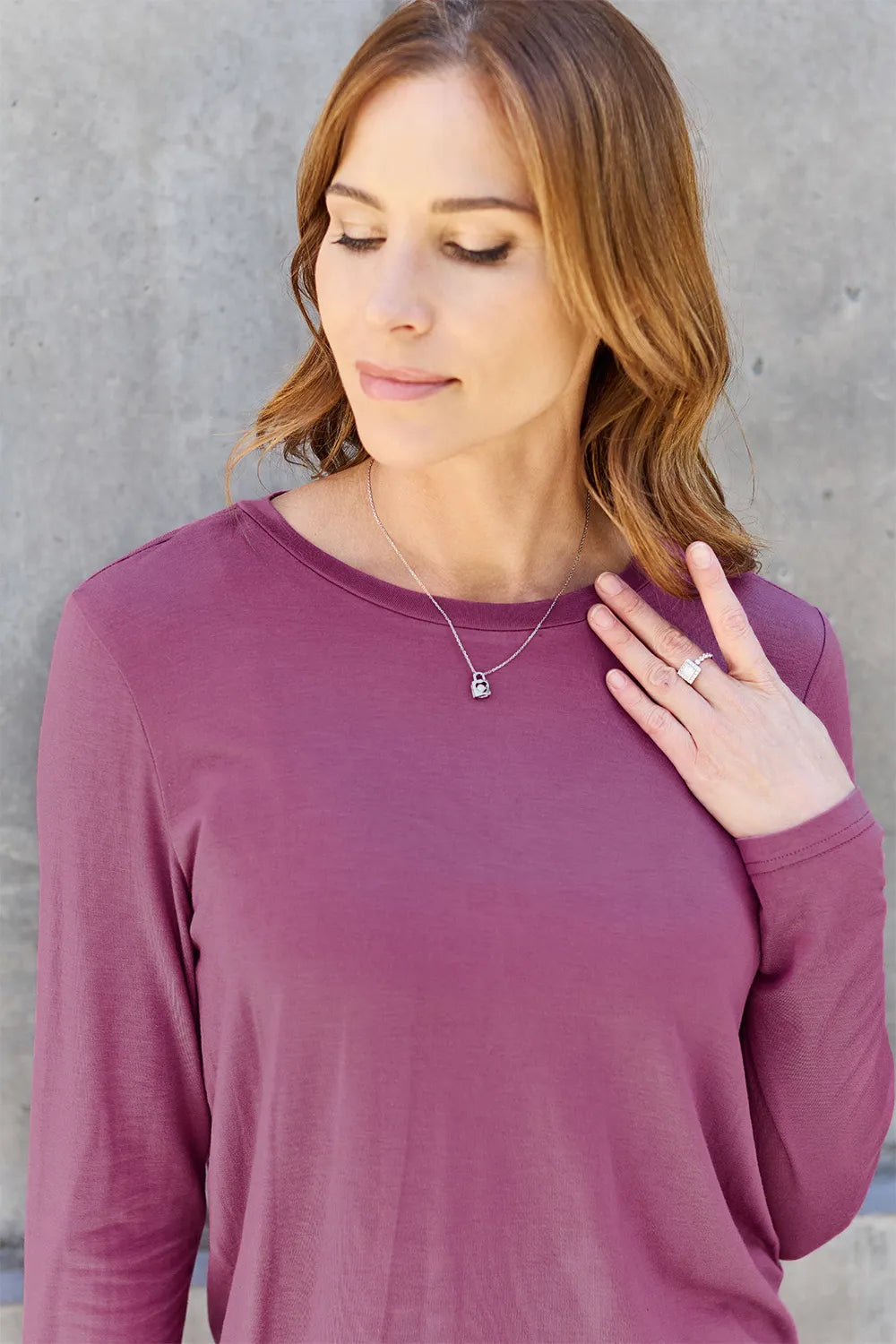 Round Neck Long Sleeve Top – Classic, Comfy & Versatile