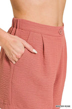 Women’s woven shorts, winter rose, elastic waistband with button and pocket seam