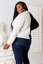 Contrast V-Neck Cardigan – Chic, Feminine & Perfect for Layering