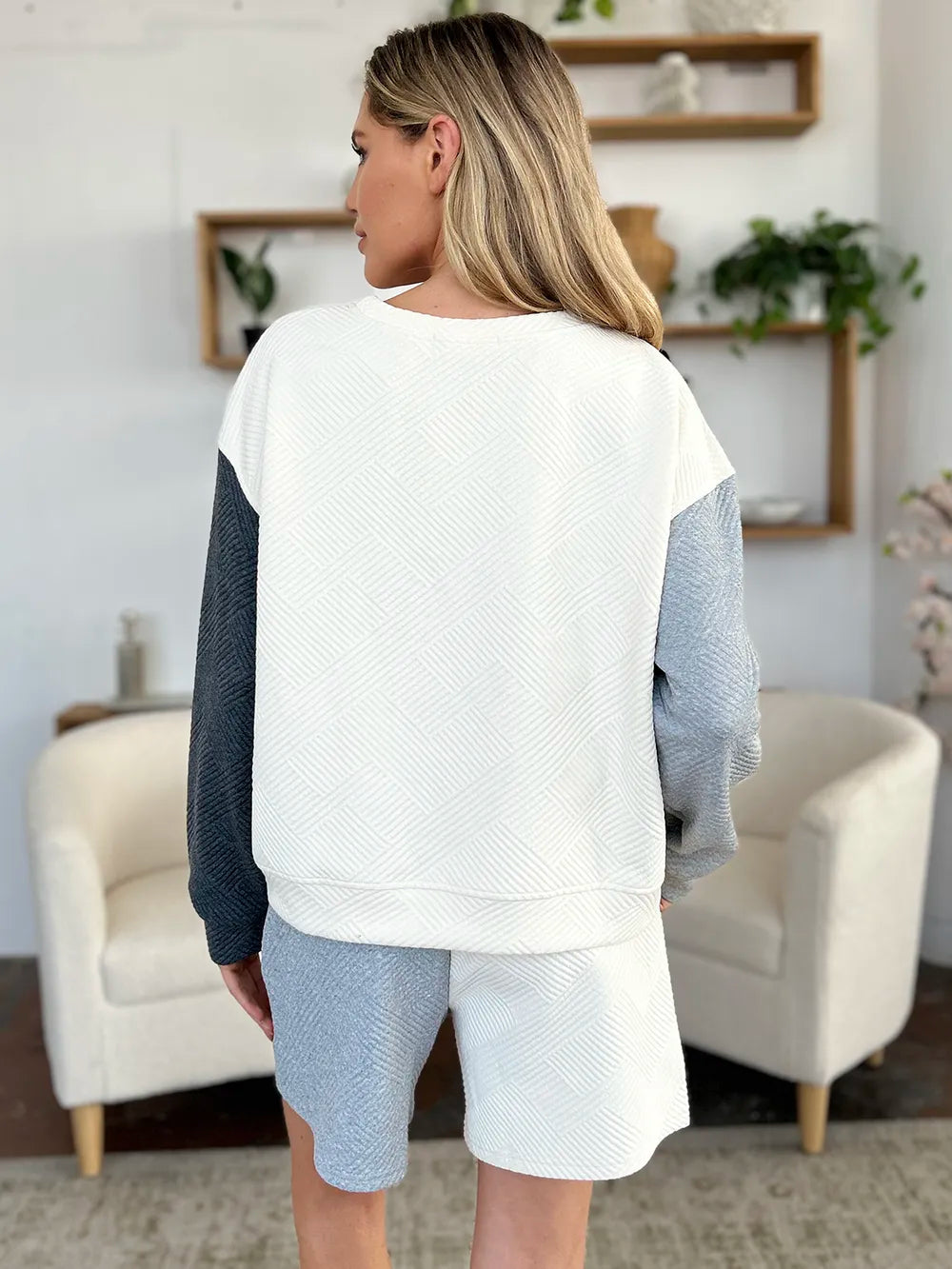 Contrast Drop Shoulder Top & Shorts Set – Trendy, Comfy & Versatile
