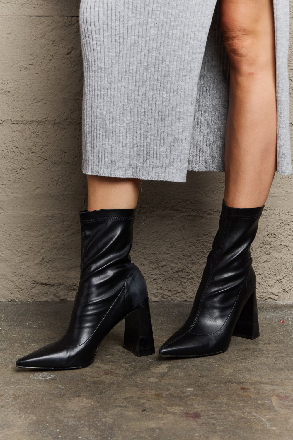 Sock Fit Pointed Toe Boots – Chic Shiny Block Heel Statement