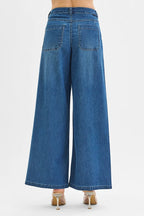 High-Waisted Pleated Wide-Leg Jeans – Medium Wash Palazzo Denim
