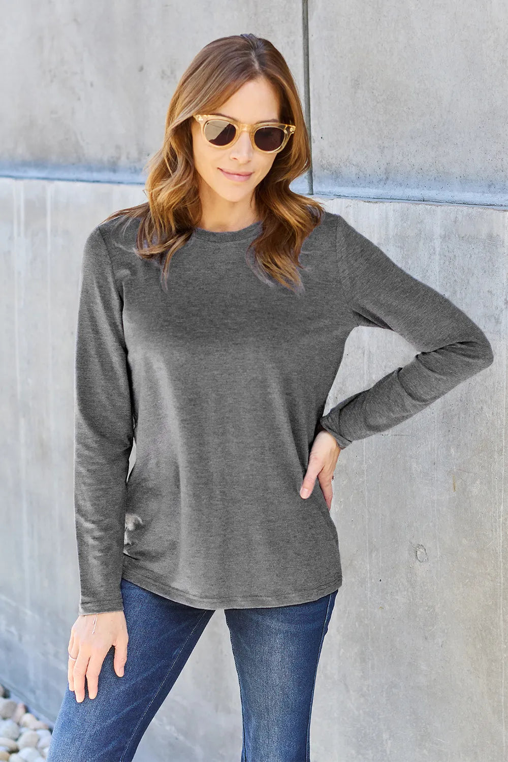 Round Neck Long Sleeve Top – Classic, Comfy & Versatile