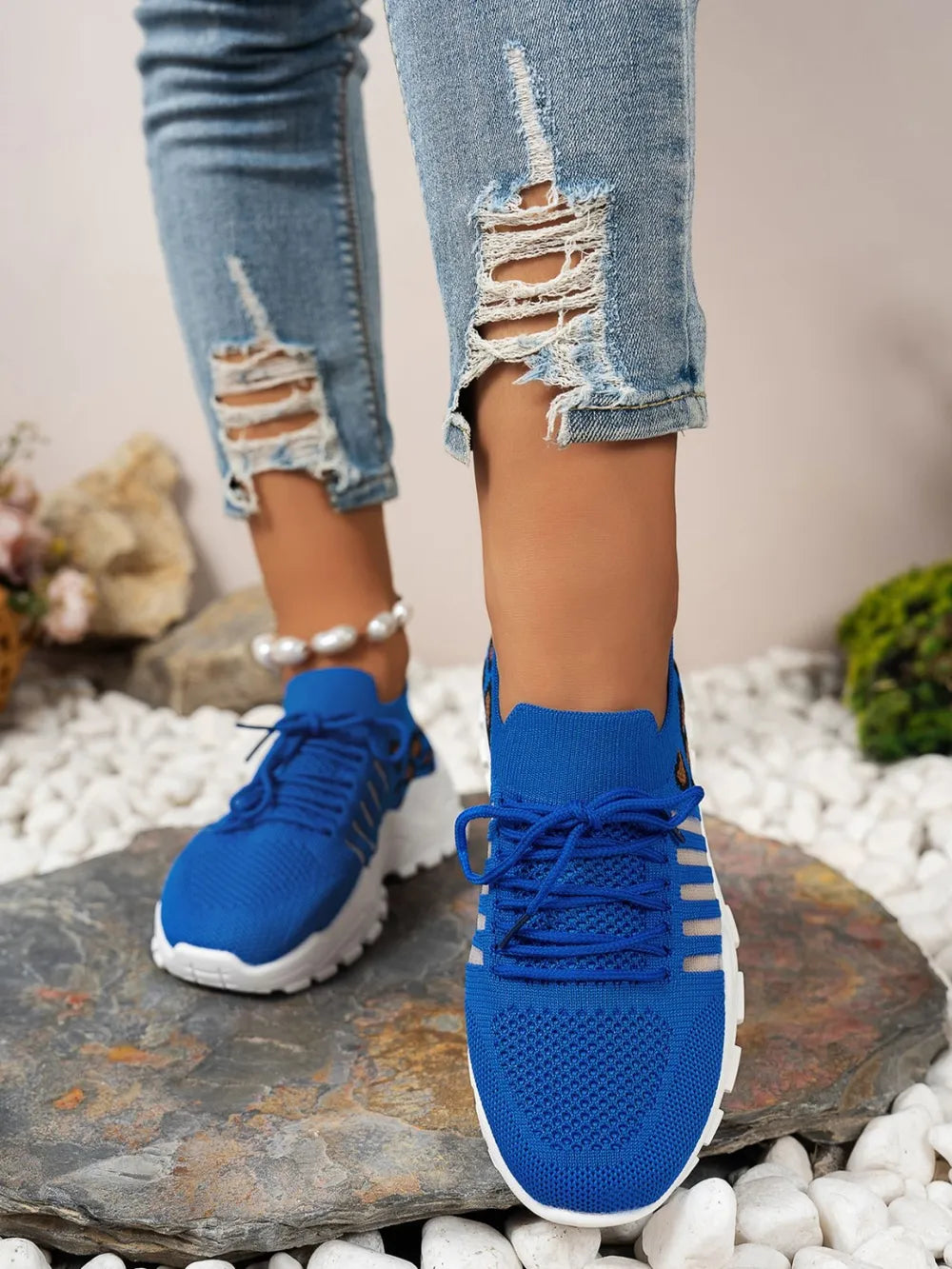 Cutout Leopard Lace-Up Mesh Athletic Sneakers – Sporty & Stylish
