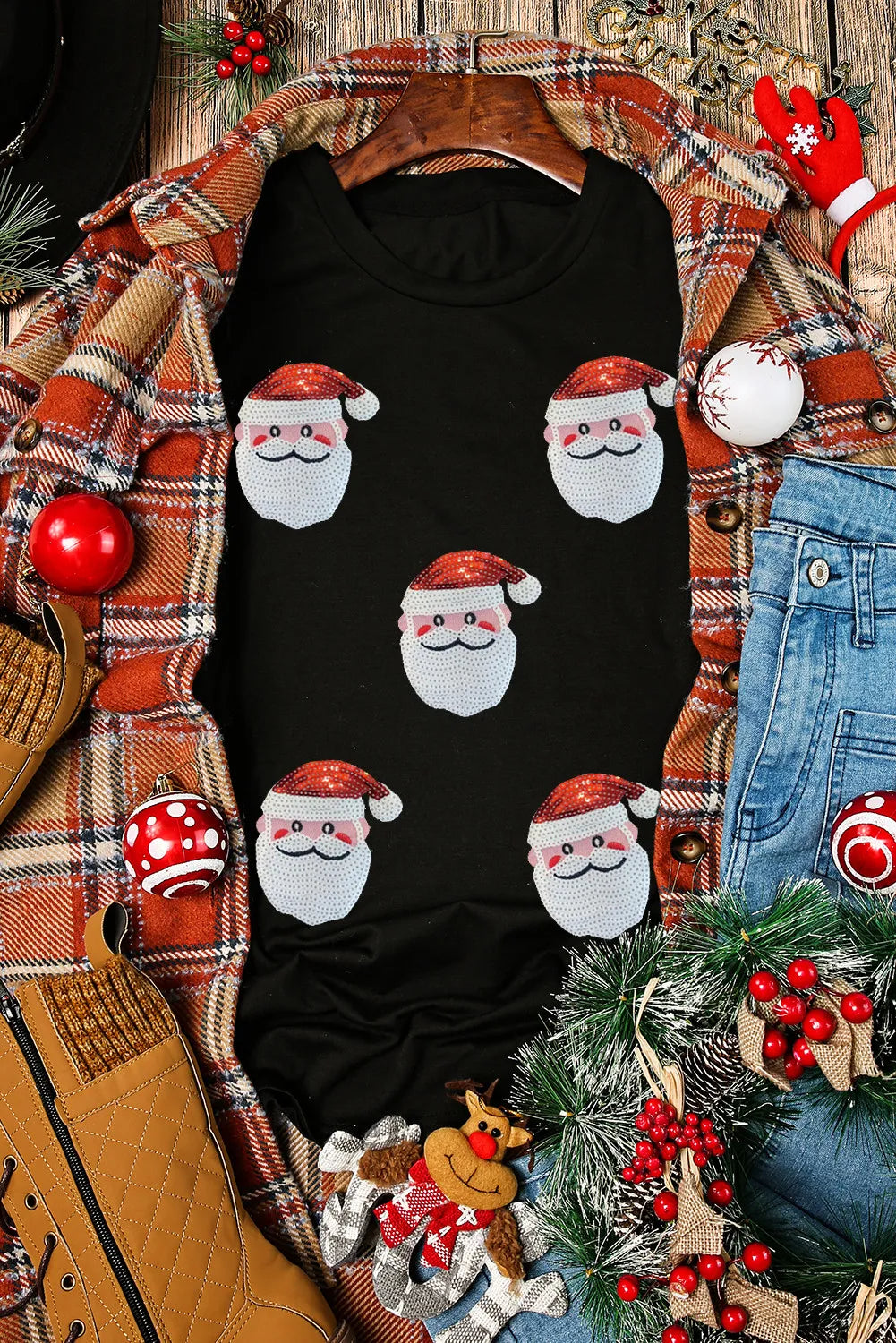 Sequin Santa Round Neck Short Sleeve T-Shirt – Festive Holiday Top