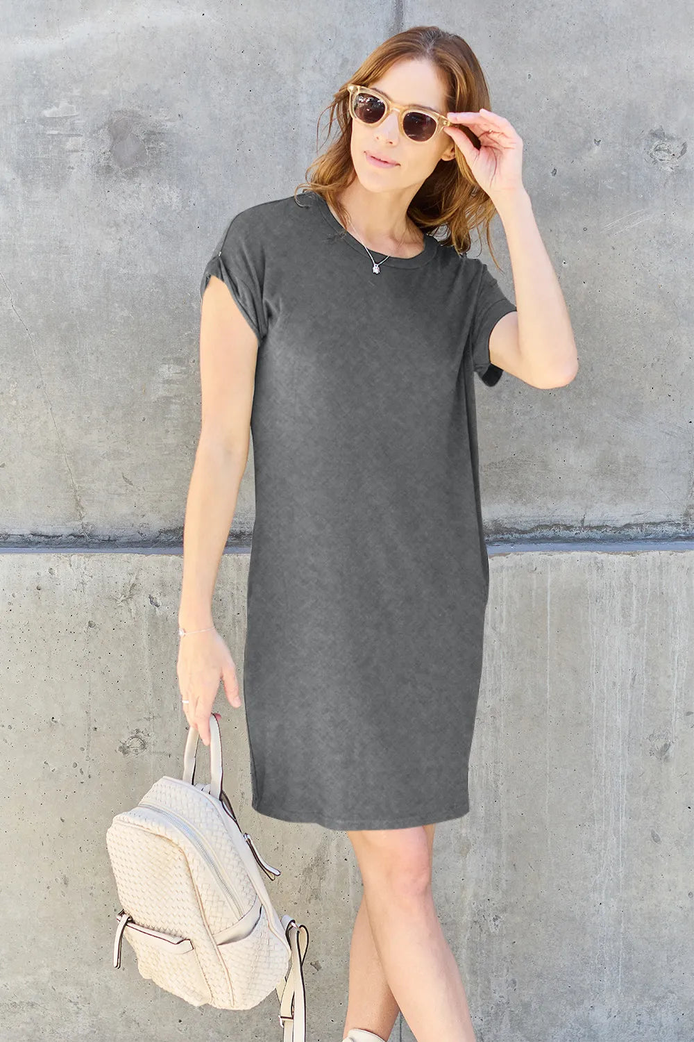 Round Neck Short Sleeve Dress – Comfy, Flattering & With Pockets