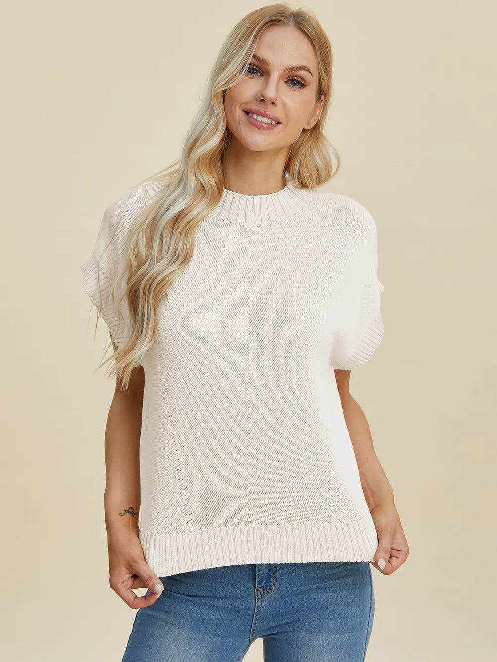 Mock Neck Short Sleeve Sweater – Chic, Cozy & Versatile
