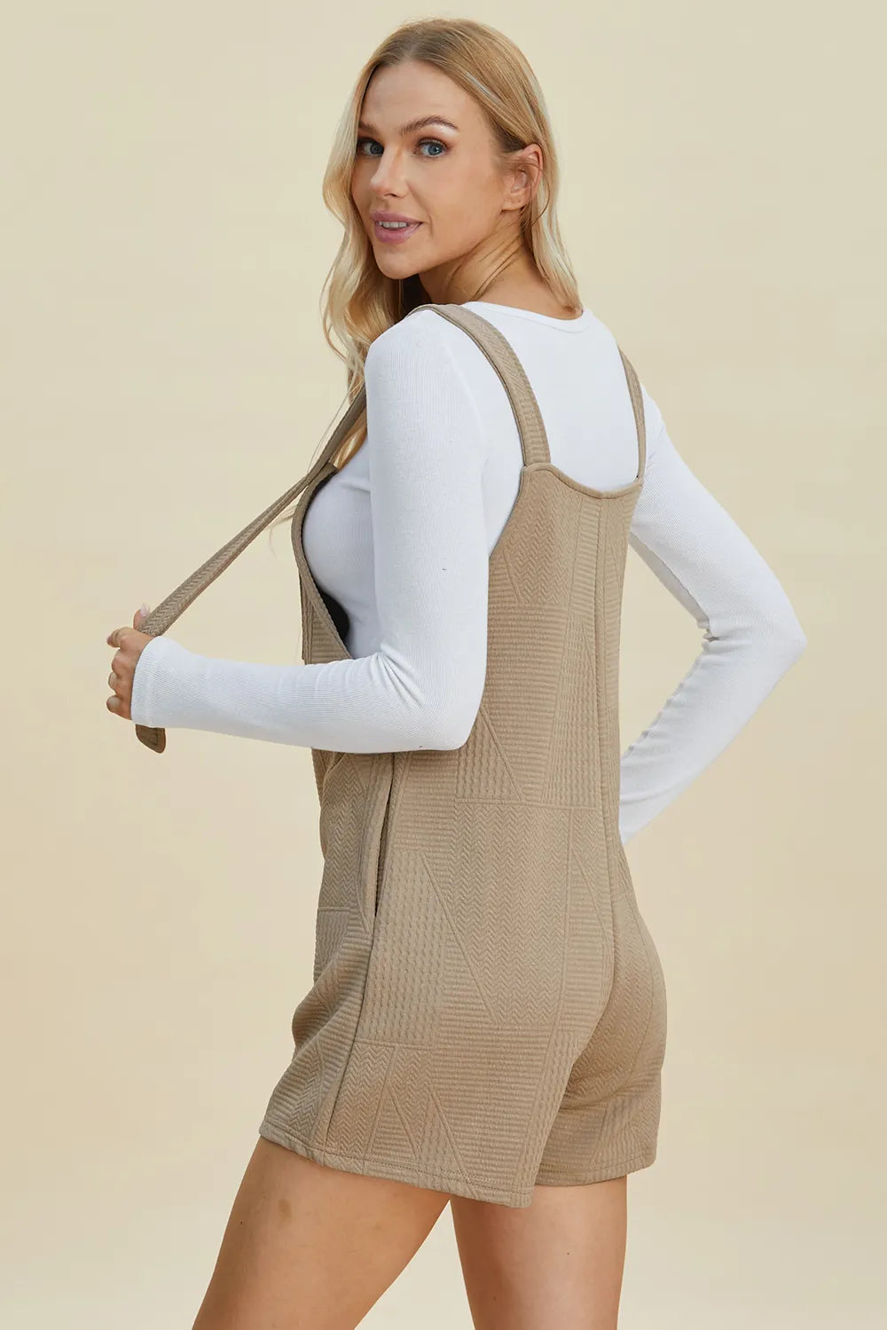 Textured Sleeveless Romper – Lightweight, Stylish & Summer-Ready