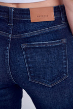 Artemis Vintage High Rise Full Length Skinny Jeans – Sleek Fit