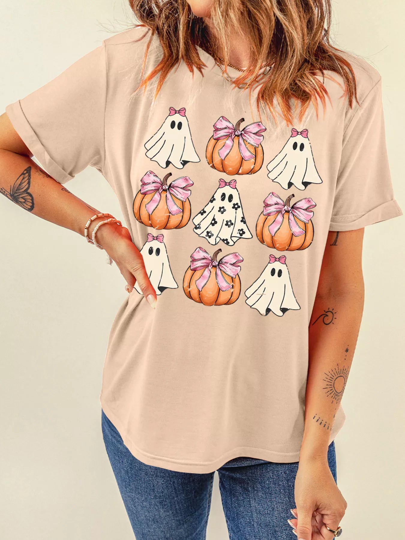 Halloween Ghost Pumpkin Graphic T-Shirt with Bowknot – Festive Tee
