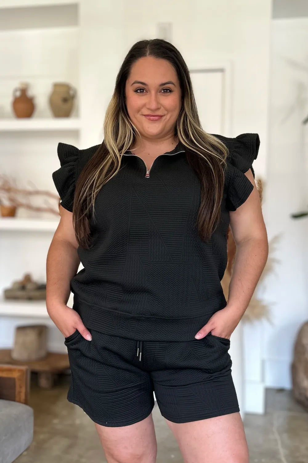 Textured Flounce Sleeve Top & Shorts Set – Stylish & Comfy 2-Piece