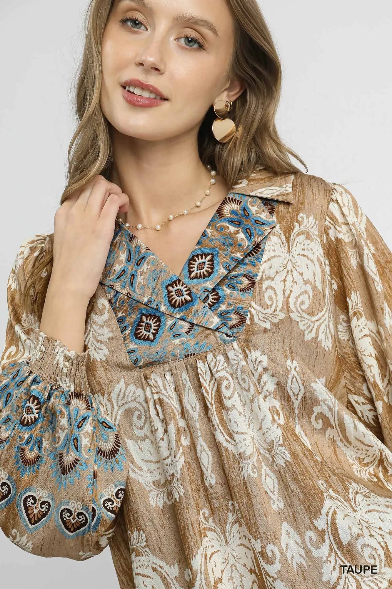 Floral Boho Blouse with Scalloped Hem – Relaxed Festival Chic Top