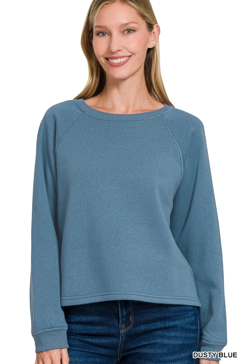 Cozy Fleece Raglan Round-Neck Sweatshirt – Warm & Stylish