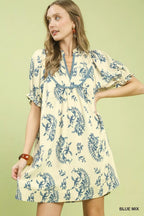 Flowy short-sleeve dress with V-neck, blue paisley print, lace scallop trim