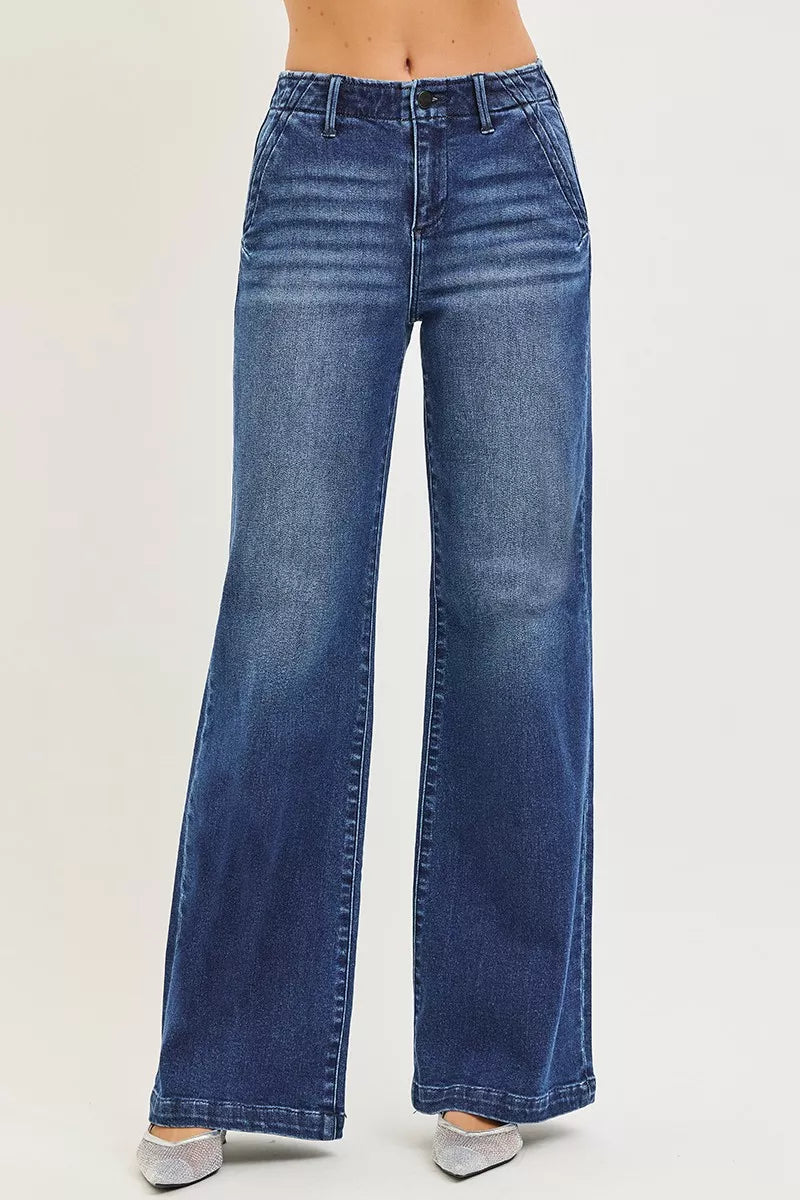 Women’s high-rise wide-leg dark blue jeans with slanted front pockets