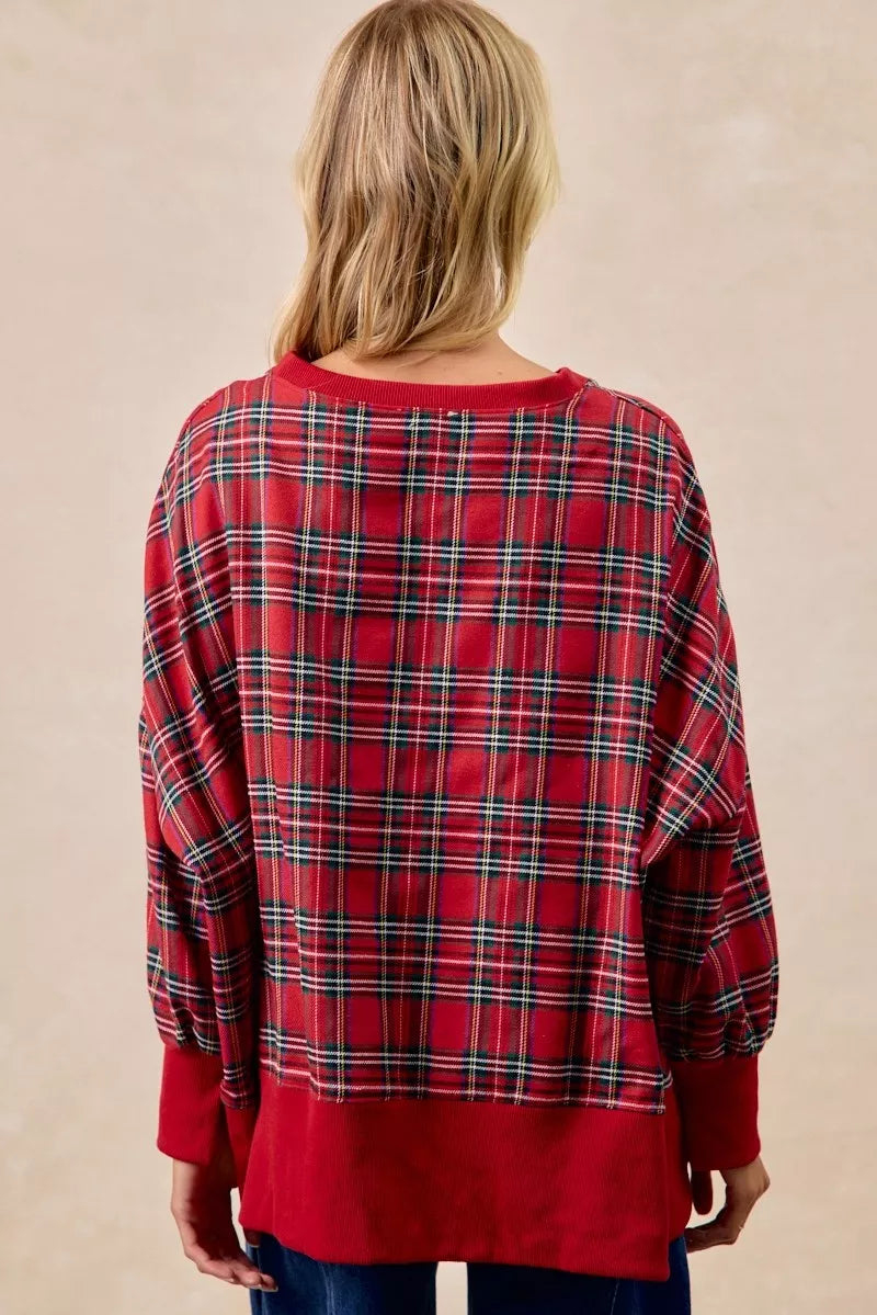 Holly Jolly Christmas Plaid Oversized Sweatshirt – Festive Holiday Top