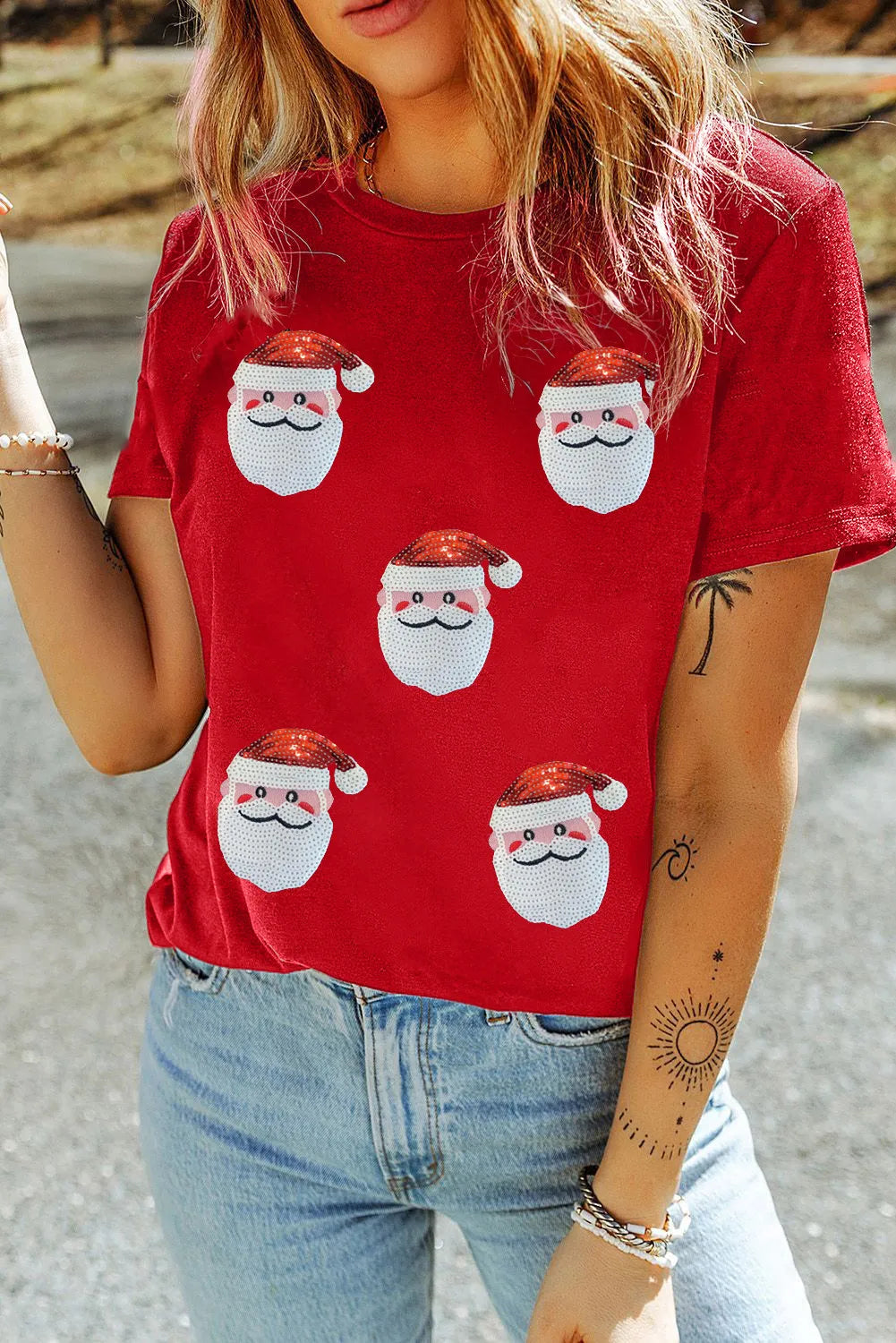 Sequin Santa Round Neck Short Sleeve T-Shirt – Festive Holiday Top