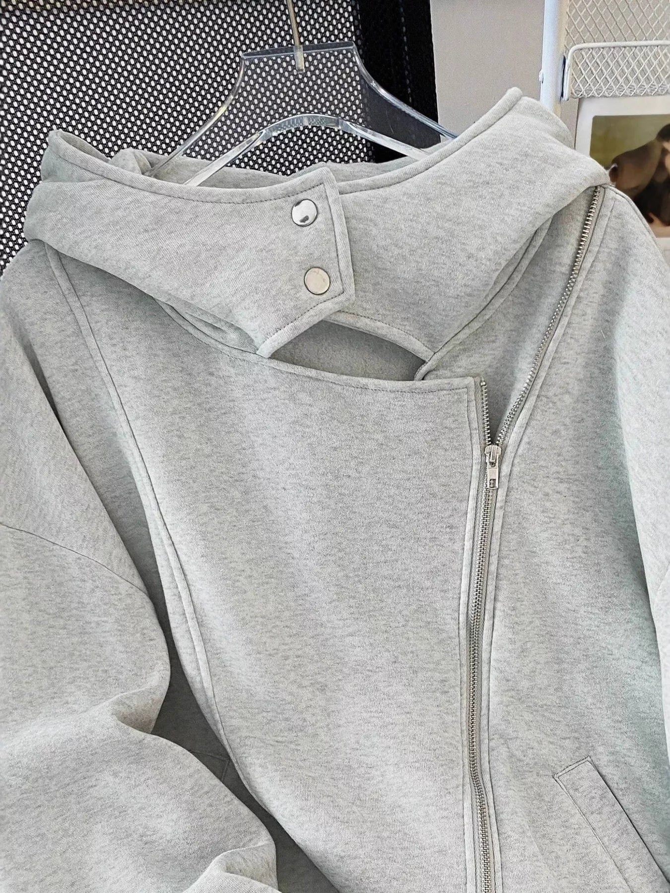 Zip Up Long Sleeve Hoodie – Classic Casual Everyday Layer