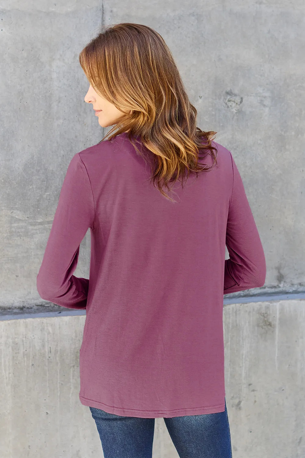 Round Neck Long Sleeve Top – Classic, Comfy & Versatile