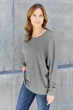Classic Round Neck Long Sleeve T-Shirt – Everyday Essential
