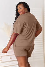Stretchy Half-Sleeve Top & Shorts Set – Comfy, Flattering & Versatile