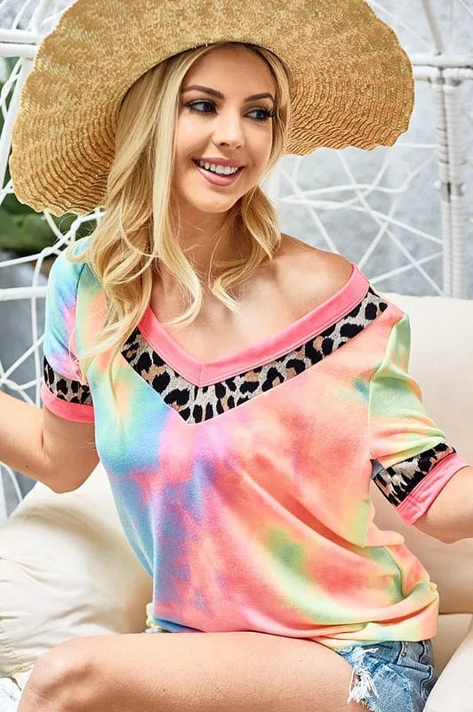 Rainbow Tie-Dye Leopard Trim V-Neck T-Shirt – Bold Casual Style