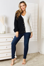 Contrast V-Neck Cardigan – Chic, Feminine & Perfect for Layering