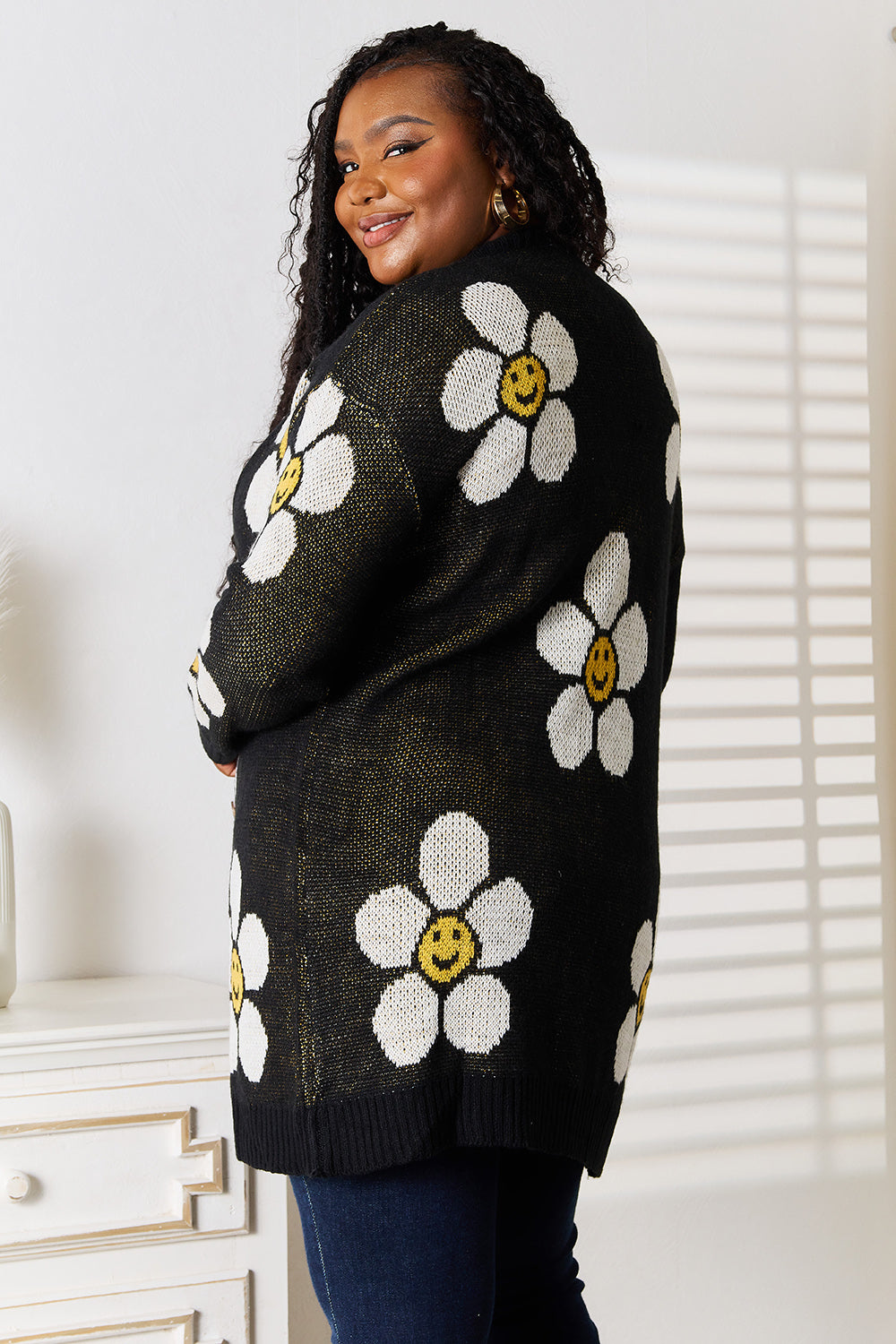 Floral Button Down Cardigan – Cozy & Stylish for Any Occasion
