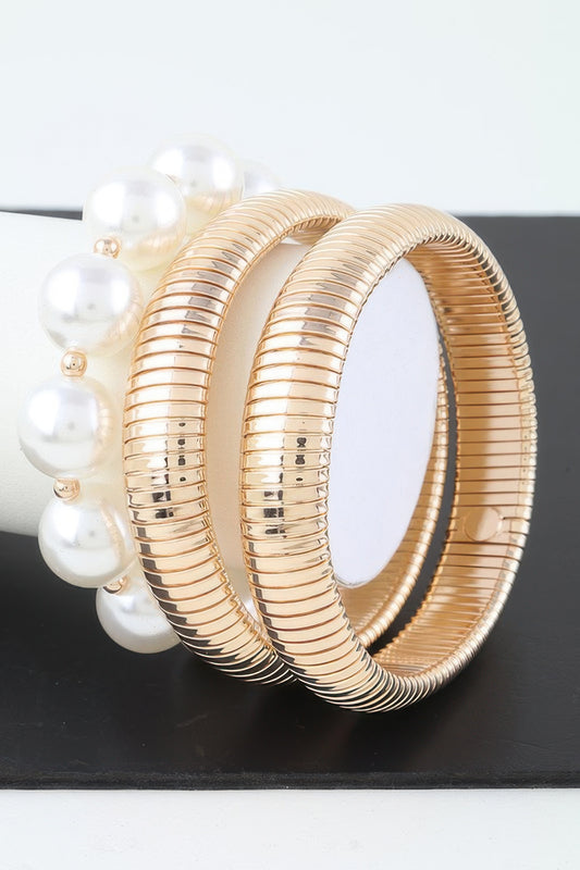 Scale Chain & Pearl Beaded Bracelet – Elegant, Bold & Timeless