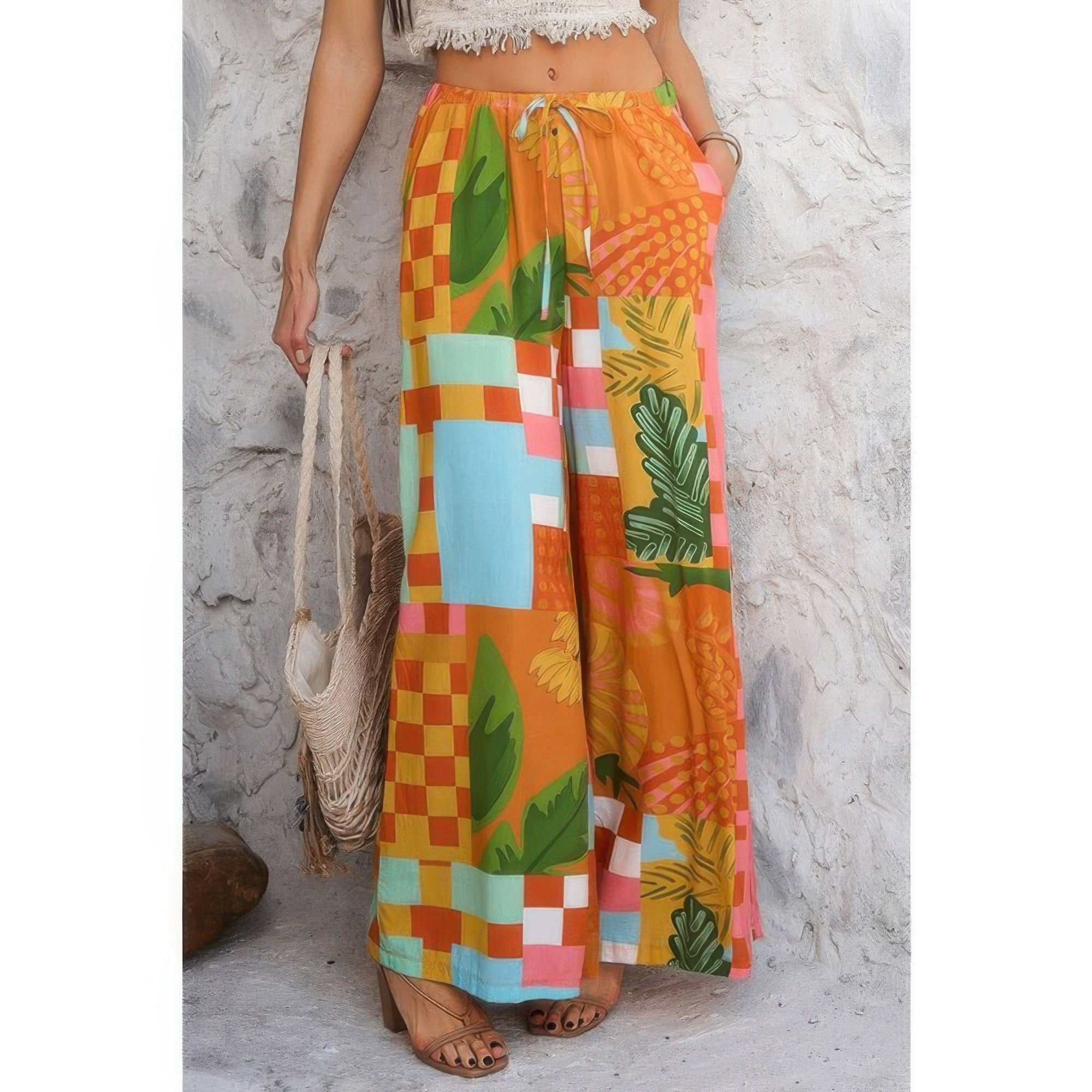 Allover Print Wide Leg Pants with Drawstring & Pockets – Relaxed Fit